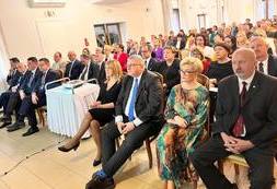 Podpisanie umowy (05)