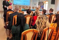 Podpisanie umowy (03)