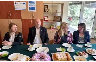 ŚNIADANIE WIELKANOCNE W LGD - WSP&Oacute;LNE ŚWIĘTOWANIE W ATMOSFERZE RADOŚCII REFLEKSJI 7