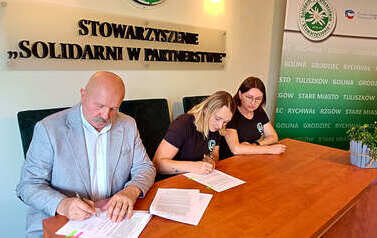 PODPISANIE UM&Oacute;W &bdquo;DZIAŁAJ LOKALNIE&rdquo; 2026 12