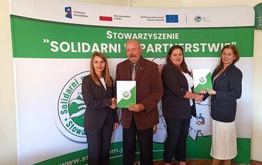 SAMORZĄDY Z GRANTAMI NA OPRACOWANIE KONCEPCJI SMART VILLAGE 2