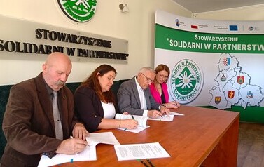 SAMORZĄDY Z GRANTAMI NA OPRACOWANIE KONCEPCJI SMART VILLAGE 7