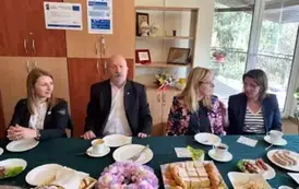 ŚNIADANIE WIELKANOCNE W LGD - WSP&Oacute;LNE ŚWIĘTOWANIE W ATMOSFERZE RADOŚCII REFLEKSJI 7