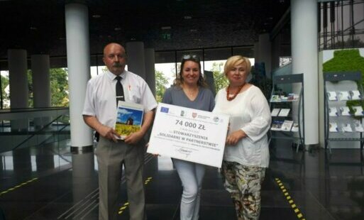 Zdjęcie do "WSPARCIE PRZYGOTOWAWCZE" - UROCZYSTE PODPISANIE UMOWY